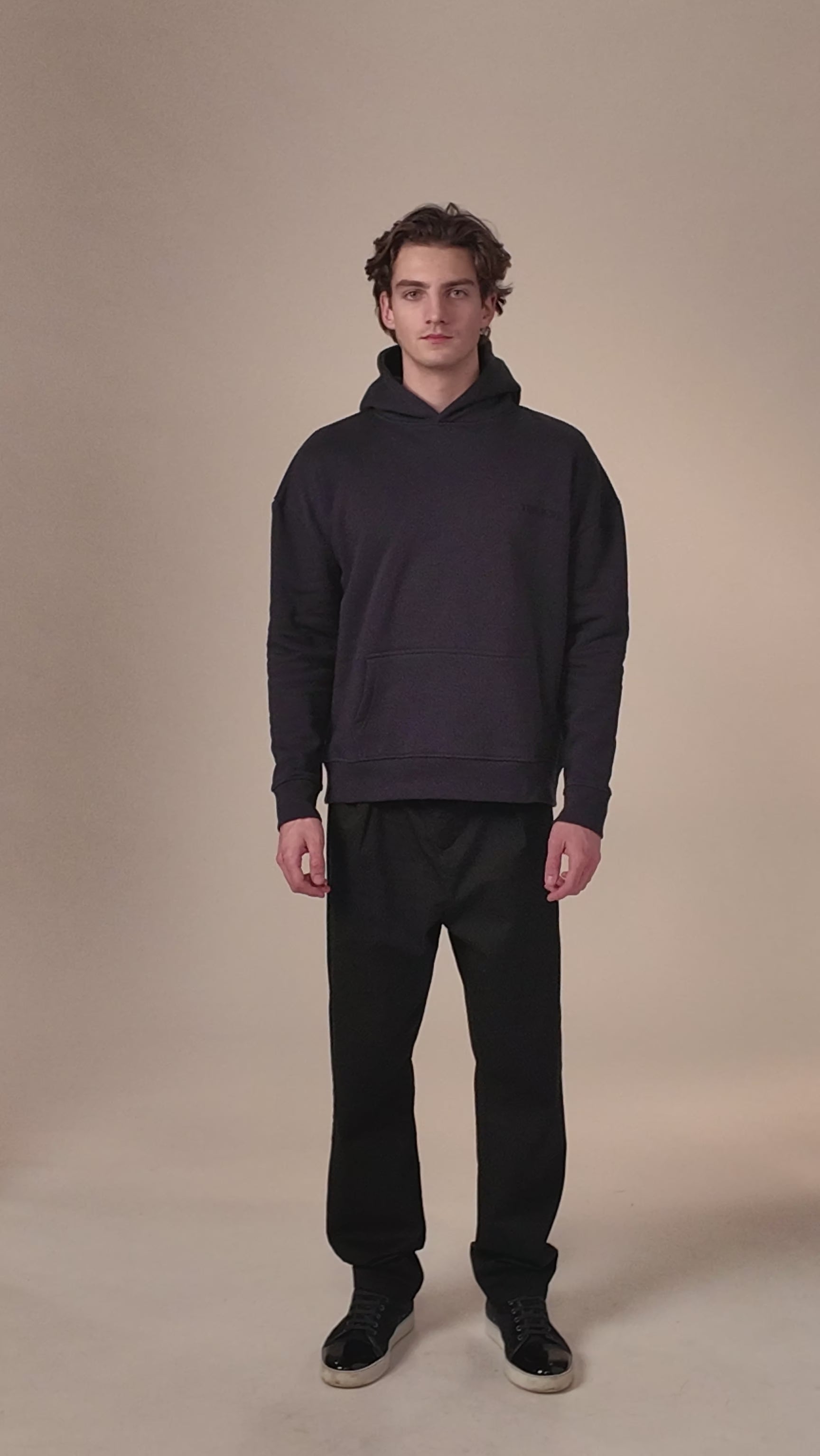 Hoodie til mænd fra tonsure. Copenhagen teddy på ryggen. 